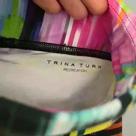 Trina Turk Recreation Kaleidoscope Capri Legging Size Small - Picture 5 of 5